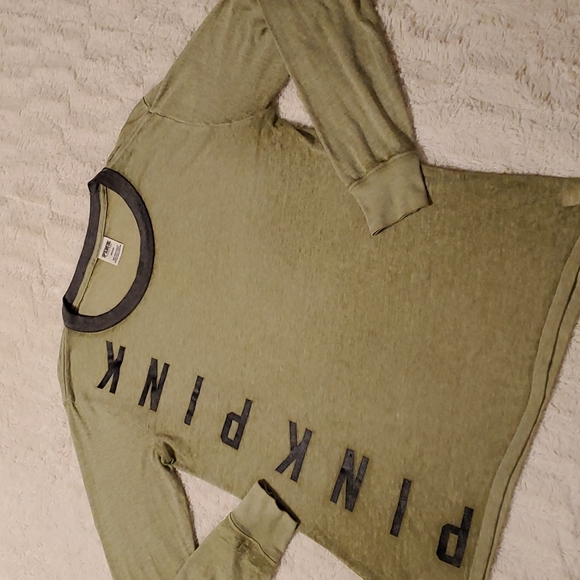 Victoria's Secret PINK long sleeve tee - Picture 1 of 8